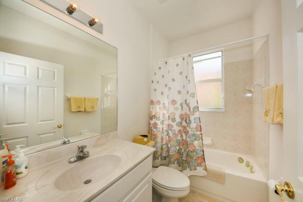 CASA DEL LAGO - Residential