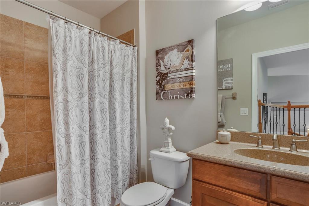 EMERSON SQUARE - Residential