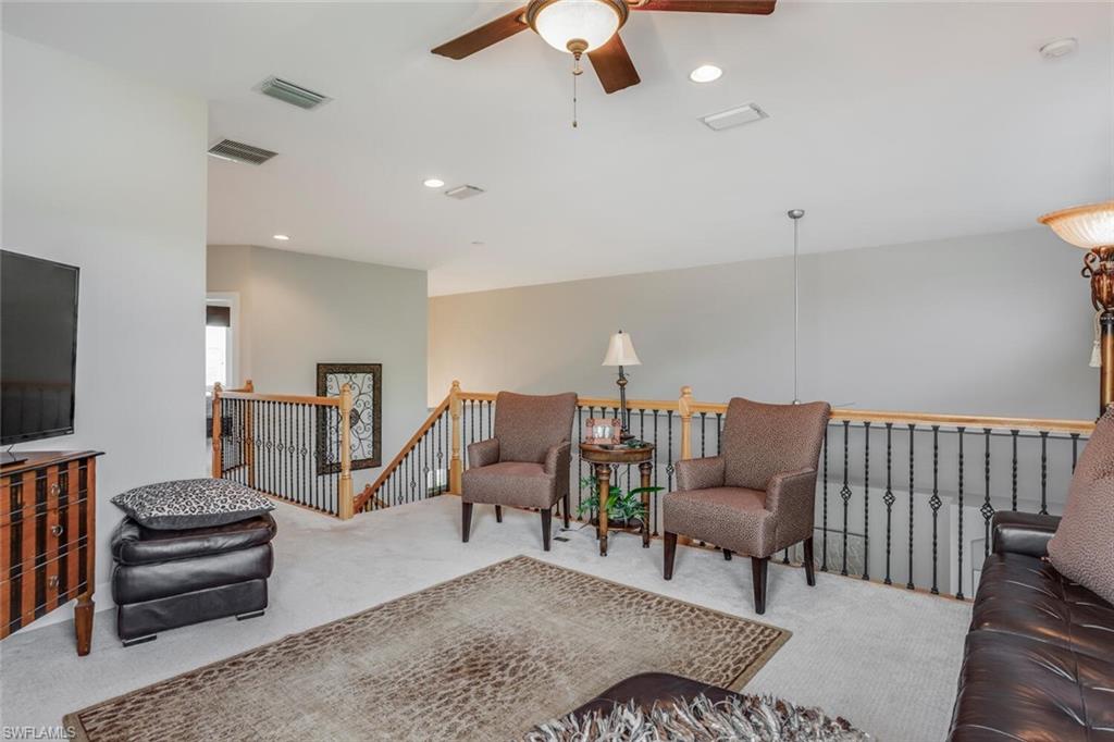 EMERSON SQUARE - Residential