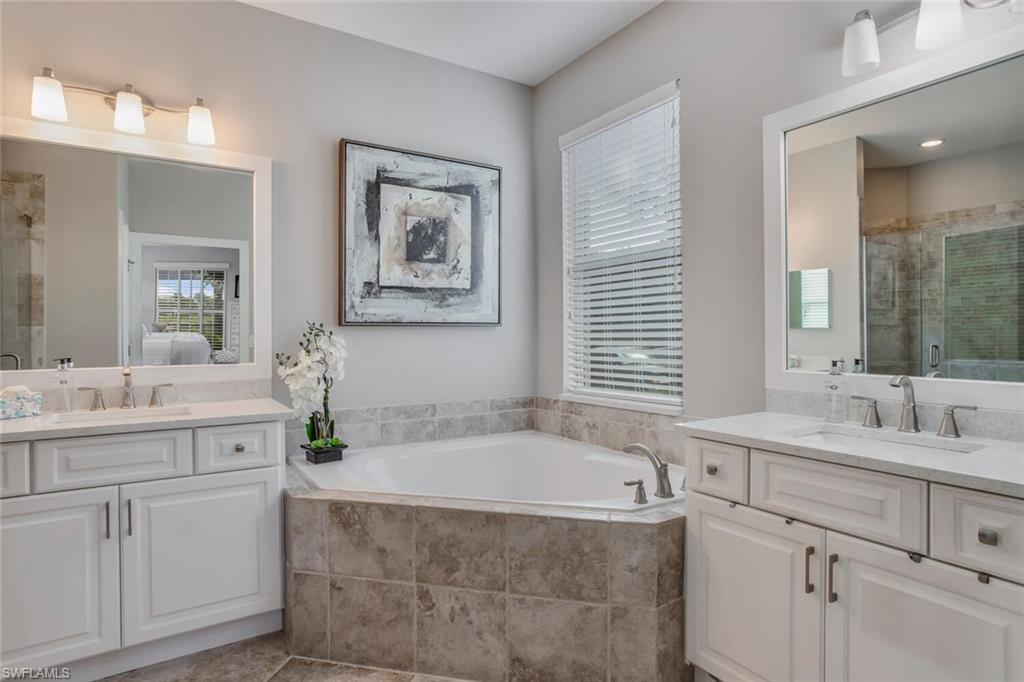 EMERSON SQUARE - Residential