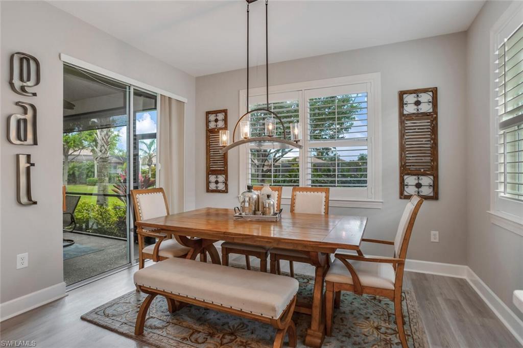 EMERSON SQUARE - Residential