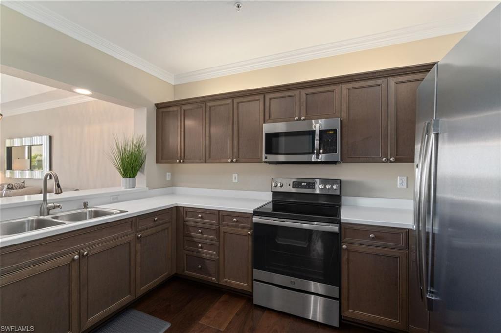 PEBBLE CREEK - Residential