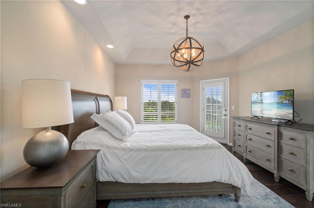 PEBBLE CREEK - Residential