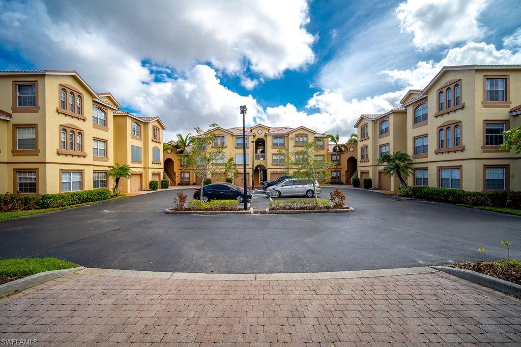 GARDENS AT BEACHWALK - Residential