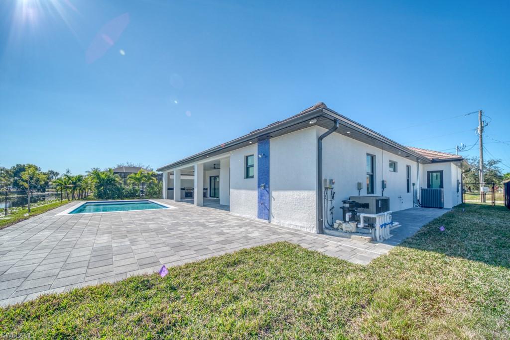 CAPE CORAL - Residential