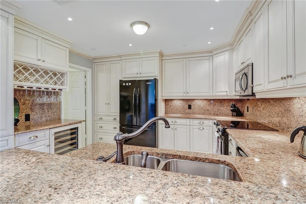 TRA VIGNE - Residential