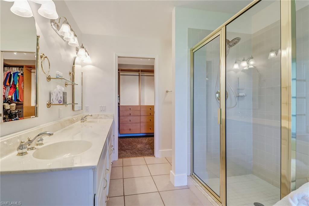 TRA VIGNE - Residential