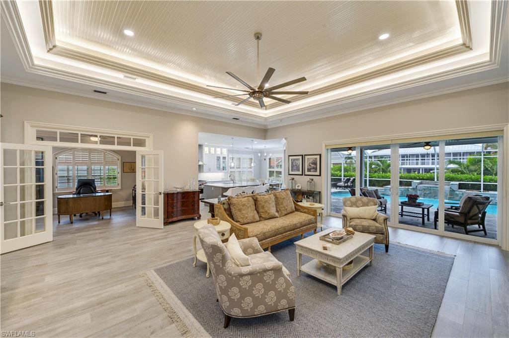 ROYAL HARBOR - Residential