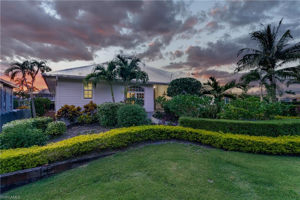 ROYAL HARBOR - Residential