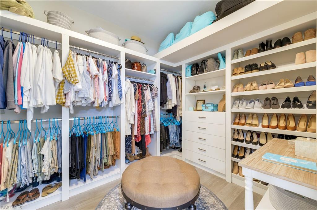 ROYAL HARBOR - Residential