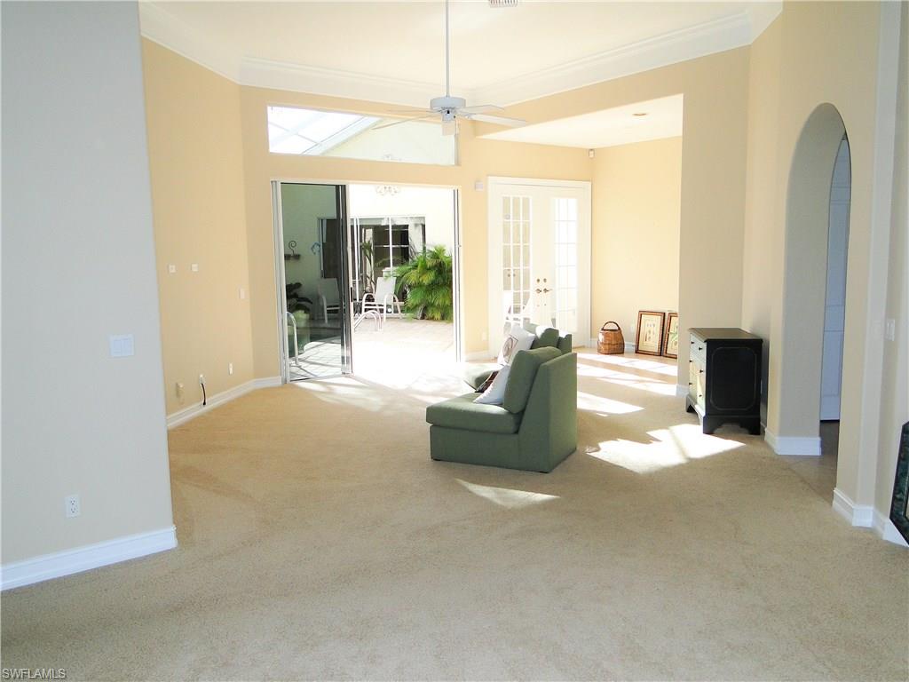 SPYGLASS POINTE - Residential