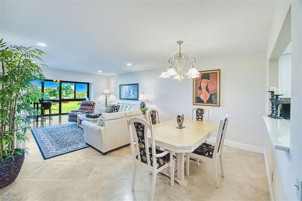 SEVEN LAKES - Residential