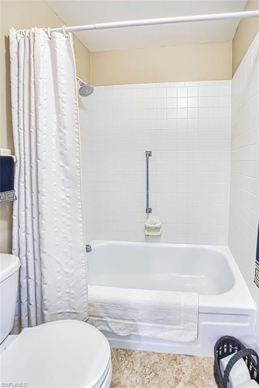 SEVEN LAKES - Residential