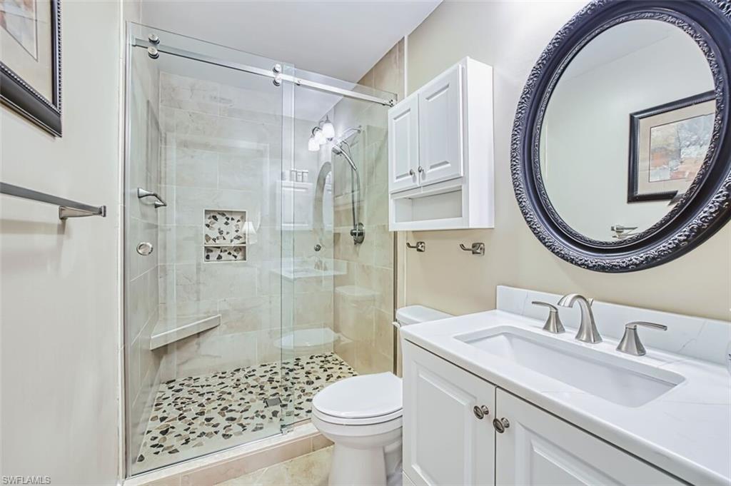 SEVEN LAKES - Residential