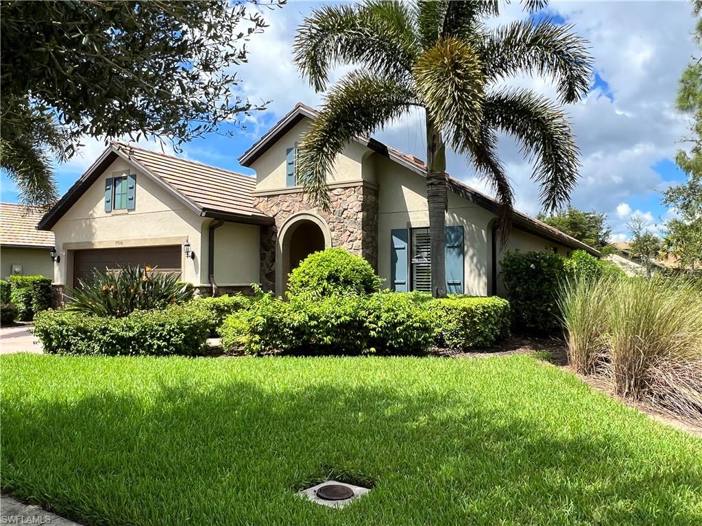 WINDING CYPRESS - Residential