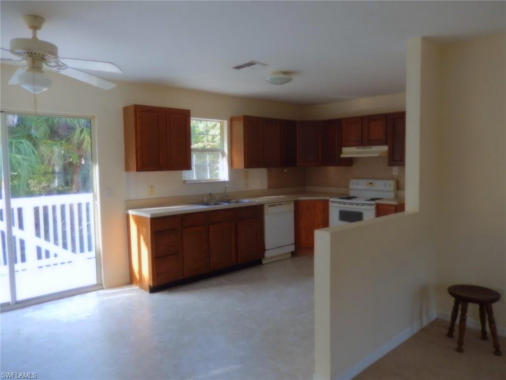 COTTAGE POINT UNREC - Residential