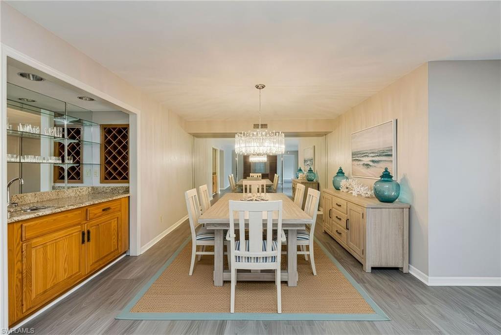 100 Wyndemere WAY A-203