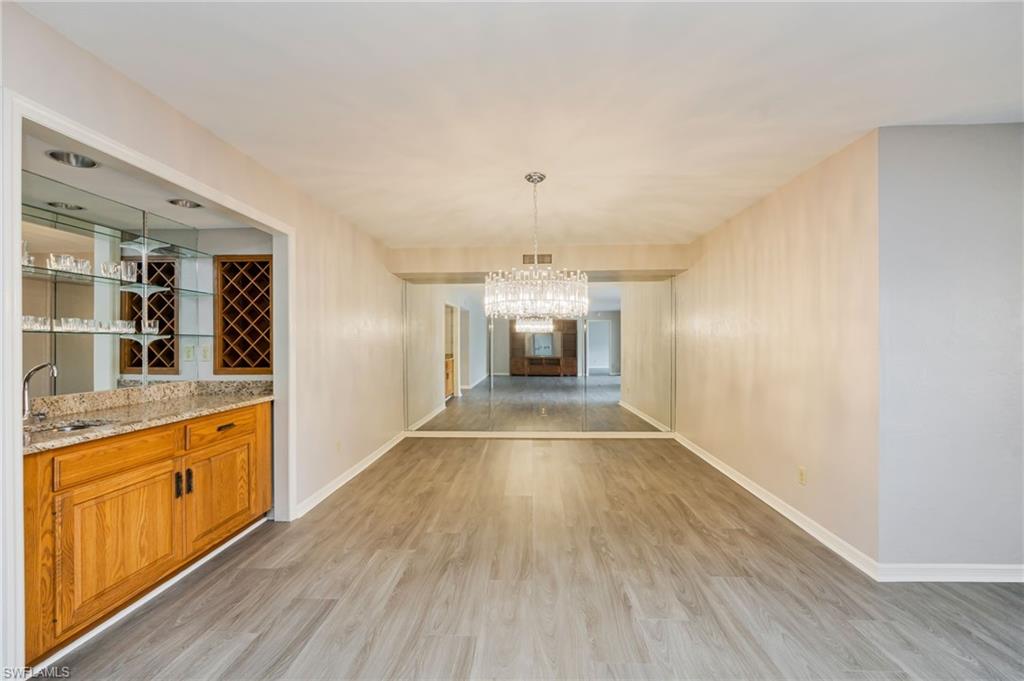 100 Wyndemere WAY A-203