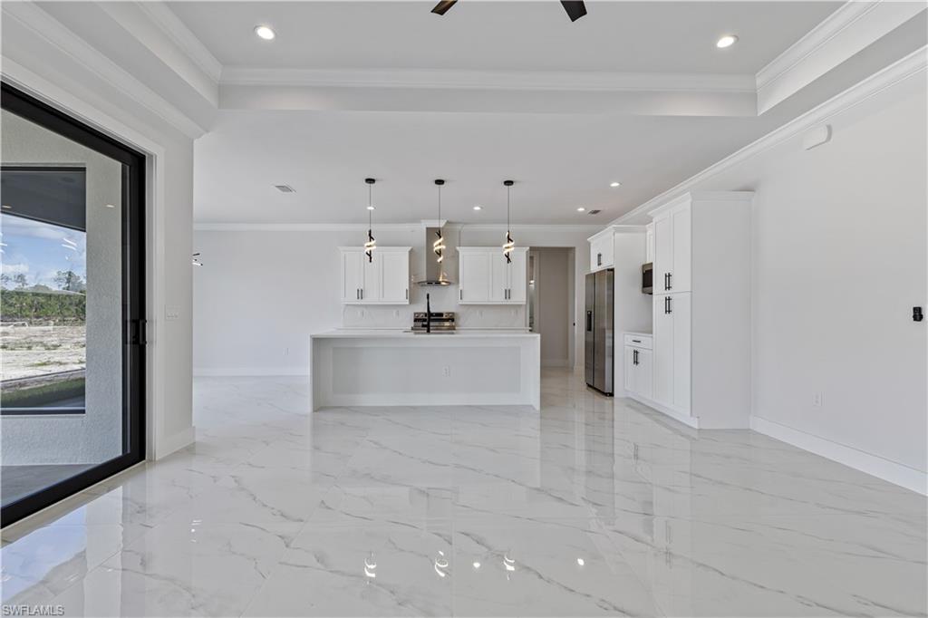 GOLDEN GATE ESTATES - Residential