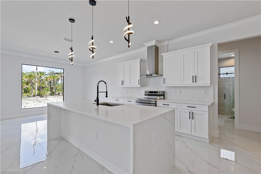 GOLDEN GATE ESTATES - Residential