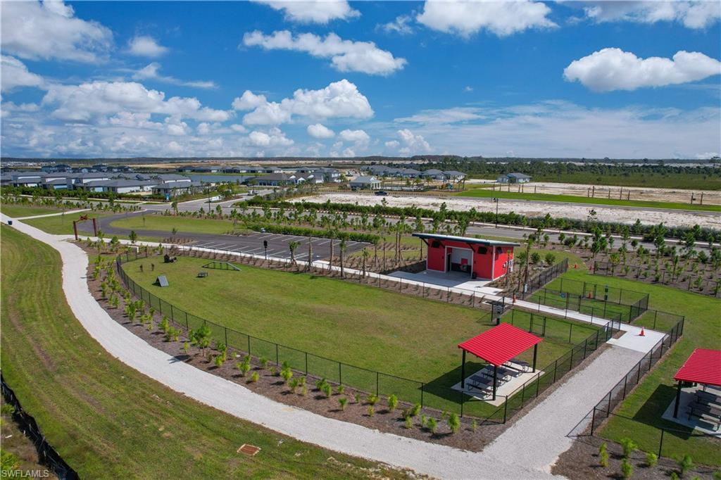 NORTHRIDGE - Residential