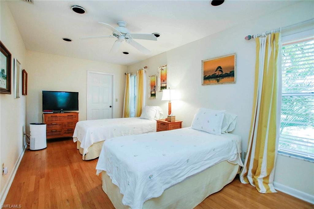 LAKE MUREX - Residential