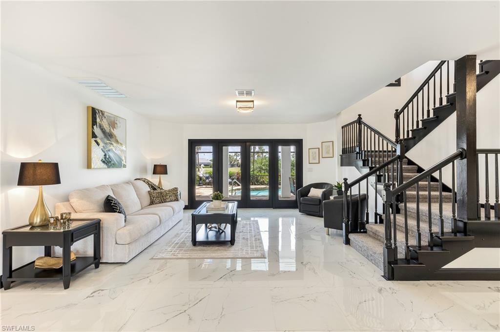 CAPE ROYAL - Residential