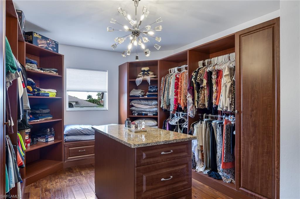 CAPE ROYAL - Residential