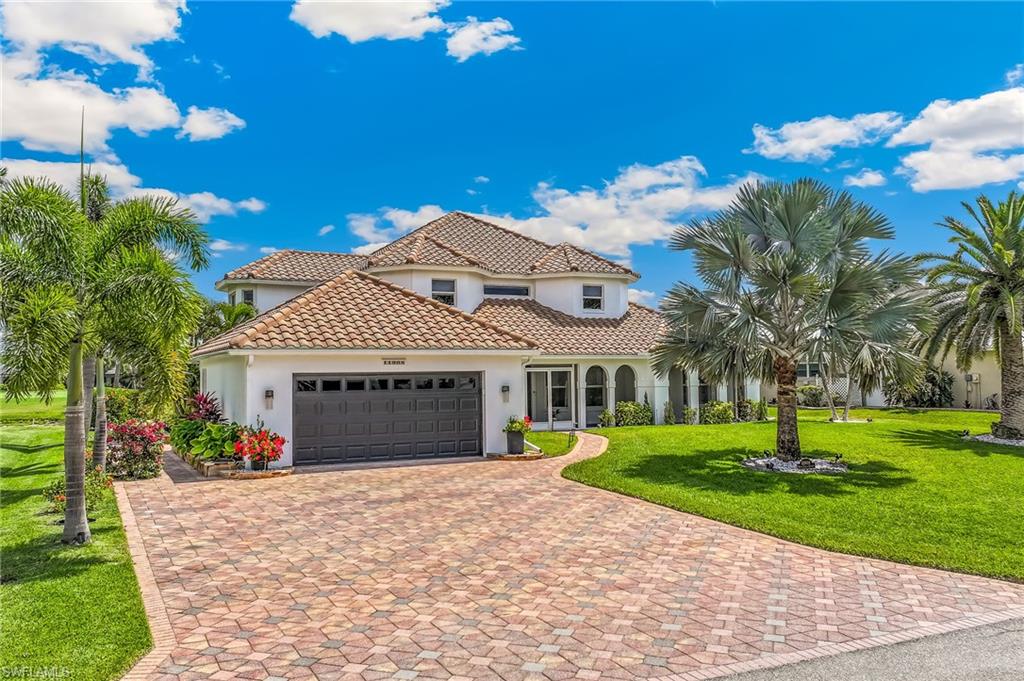 CAPE ROYAL - Residential