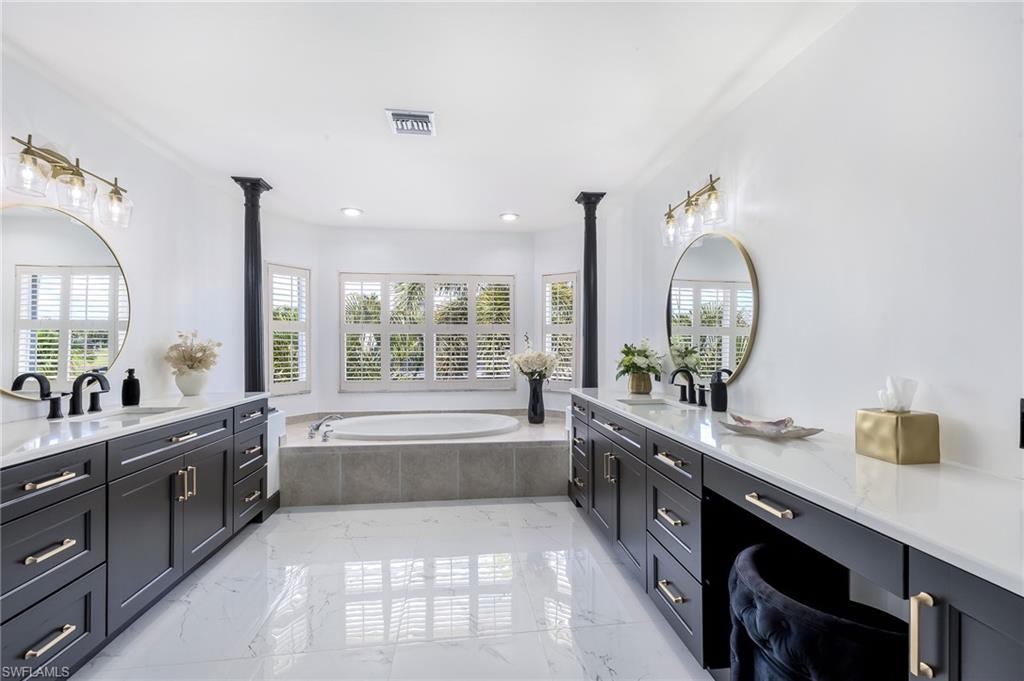 CAPE ROYAL - Residential