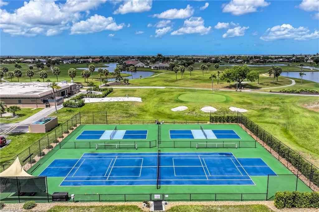 CAPE ROYAL - Residential