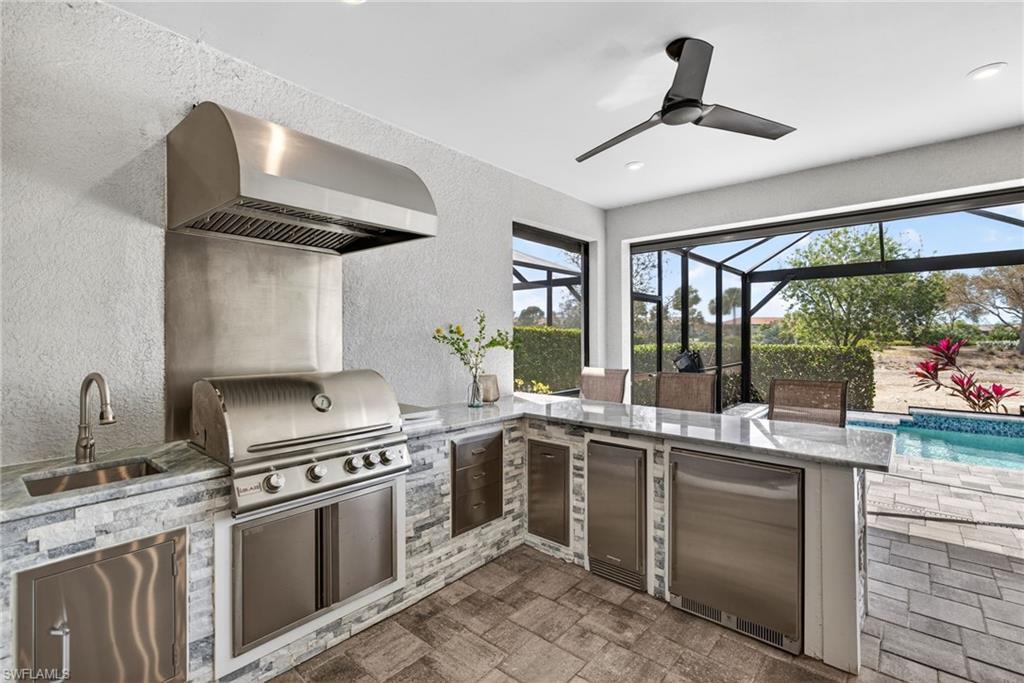 ESPLANADE - Residential Lease