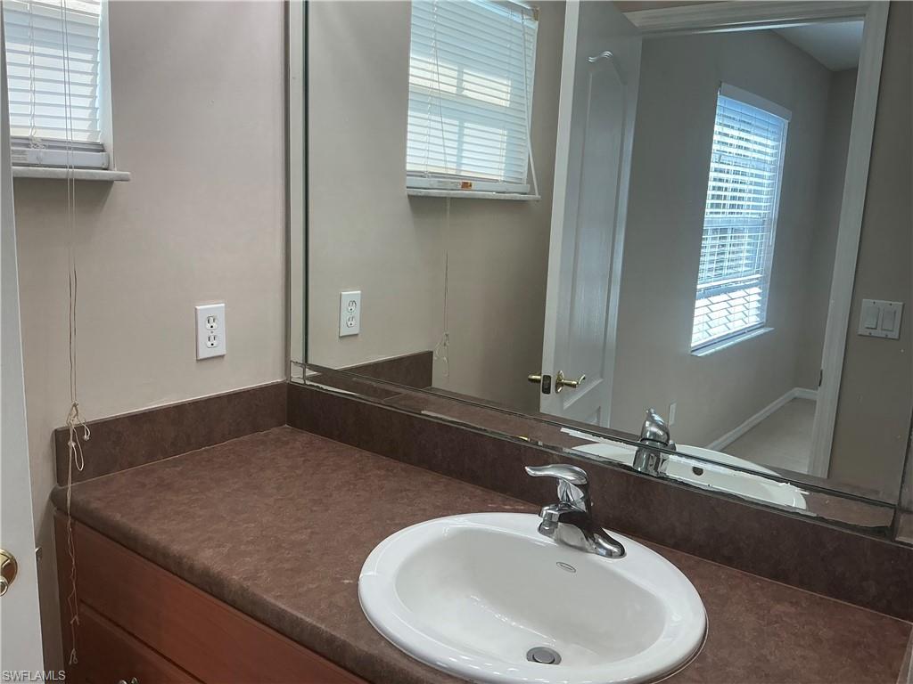 OLYMPIA POINTE - Residential Lease