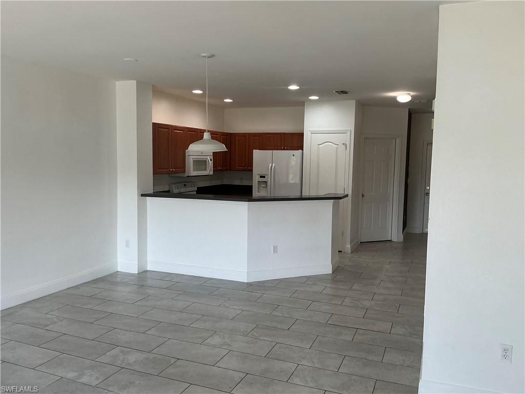 OLYMPIA POINTE - Residential Lease