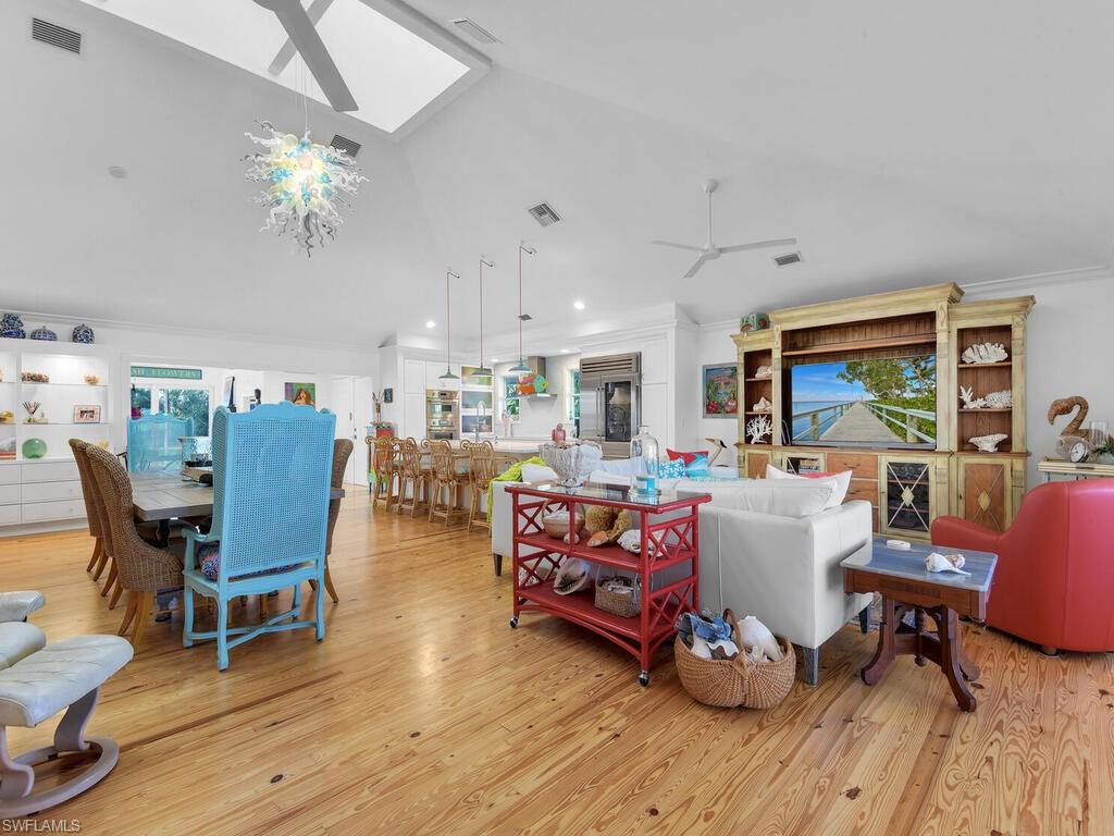 KREAMERS SUBD - Residential