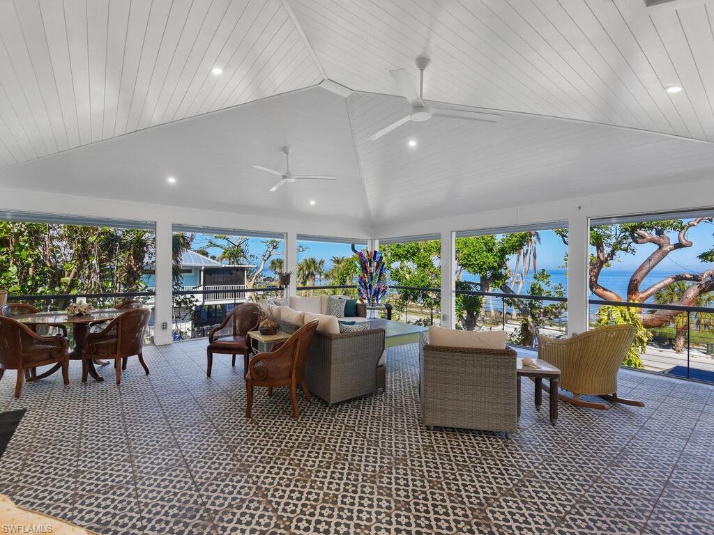 KREAMERS SUBD - Residential