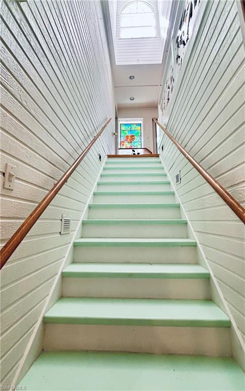 KREAMERS SUBD - Residential