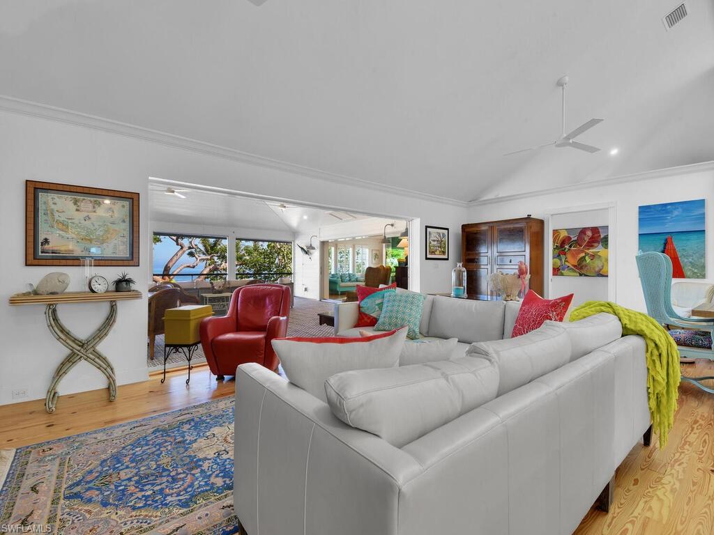 KREAMERS SUBD - Residential