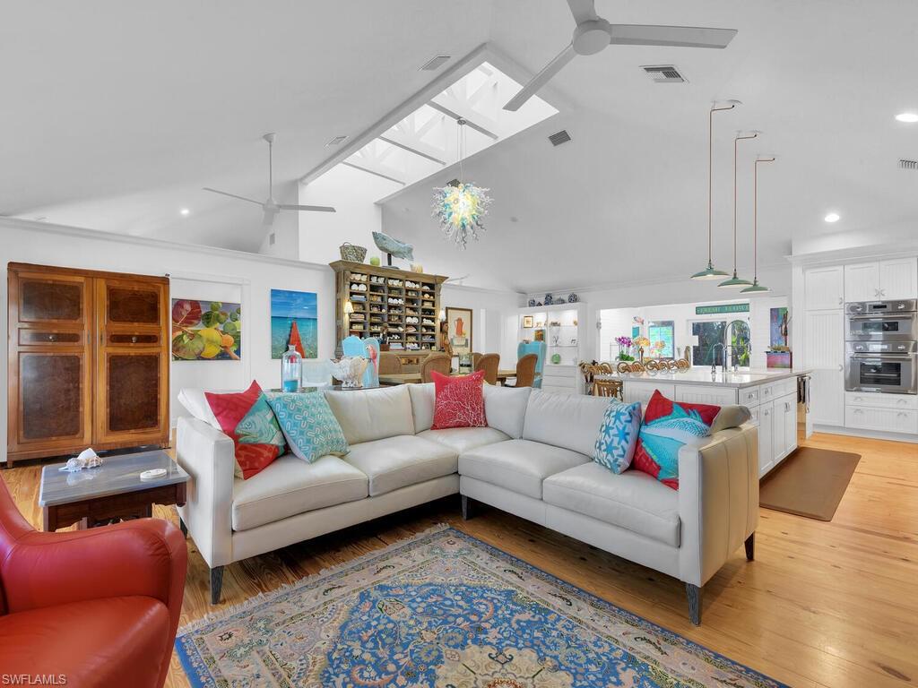 KREAMERS SUBD - Residential