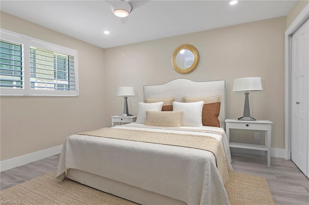 YACHT HARBOR MANOR - Residential