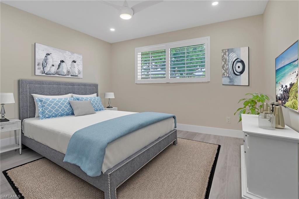 YACHT HARBOR MANOR - Residential