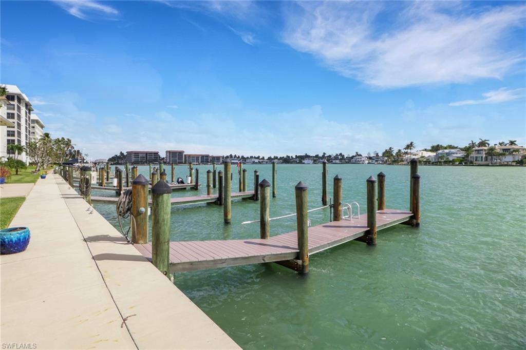 YACHT HARBOR MANOR - Residential