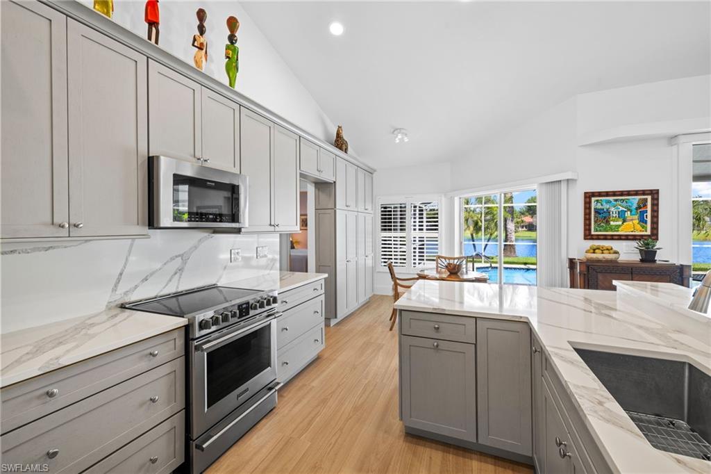 BRIARWOOD - Residential