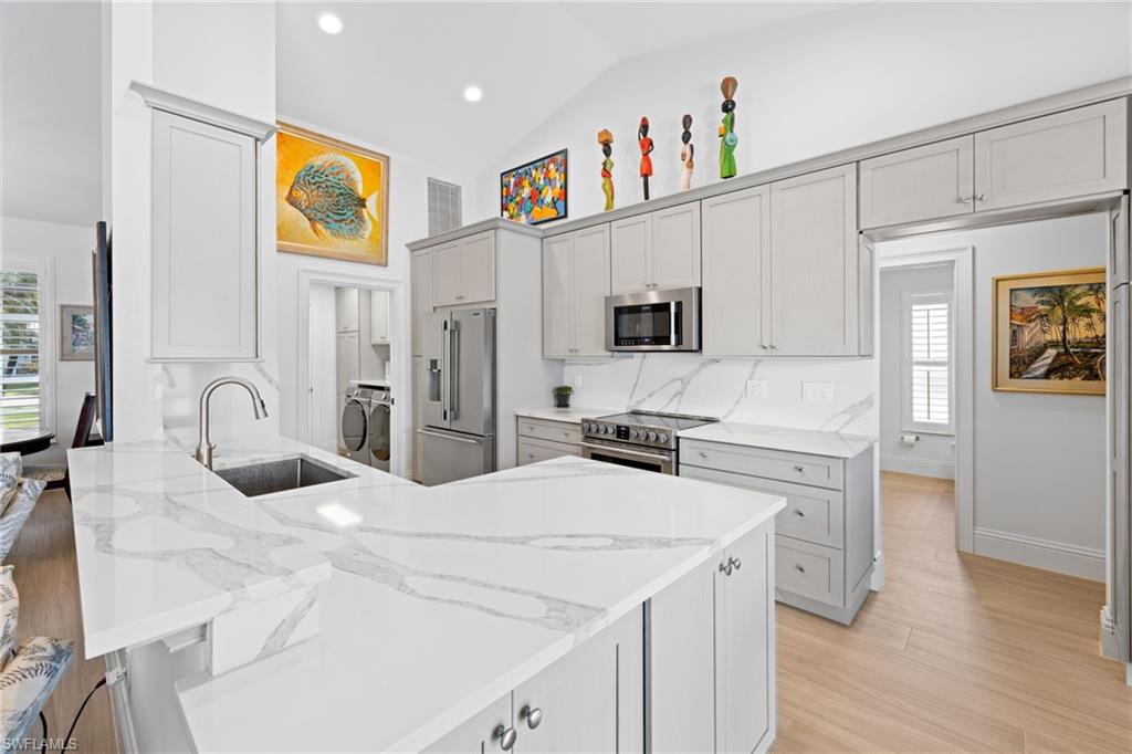 BRIARWOOD - Residential