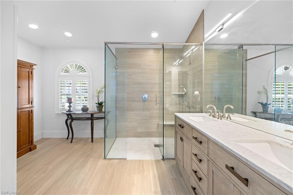 BRIARWOOD - Residential