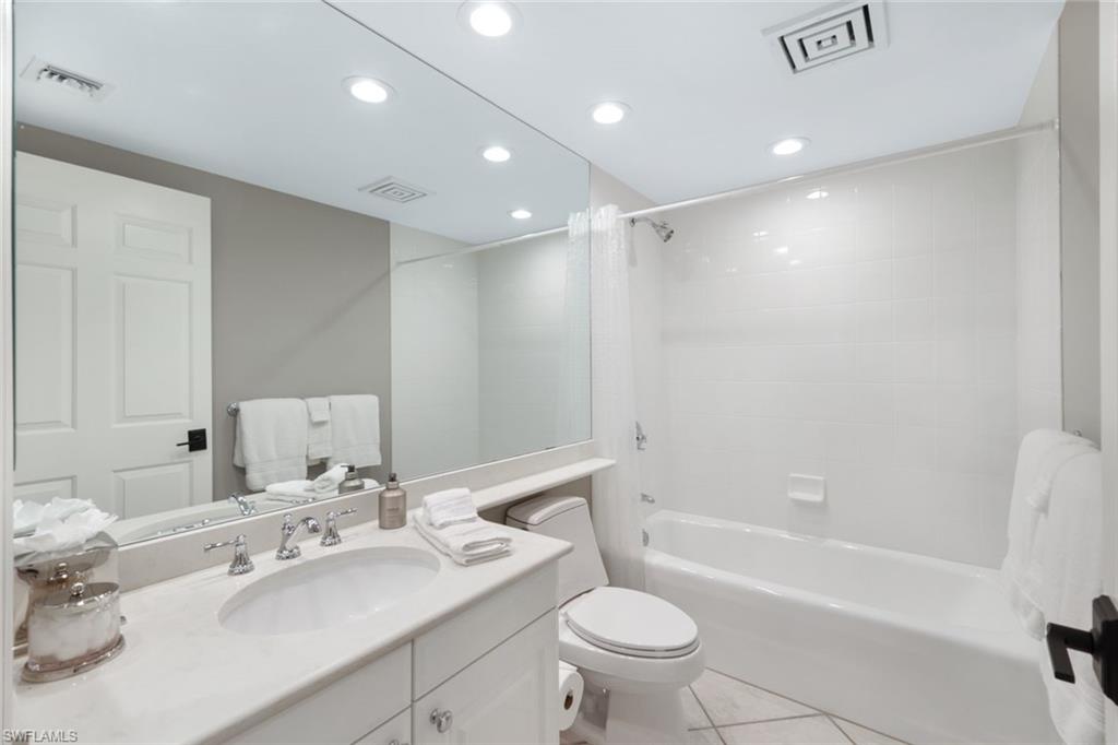 BILTMORE AT BAY COLONY - Residential