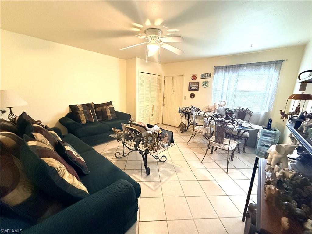 LOCHMOOR VILLAS - Residential