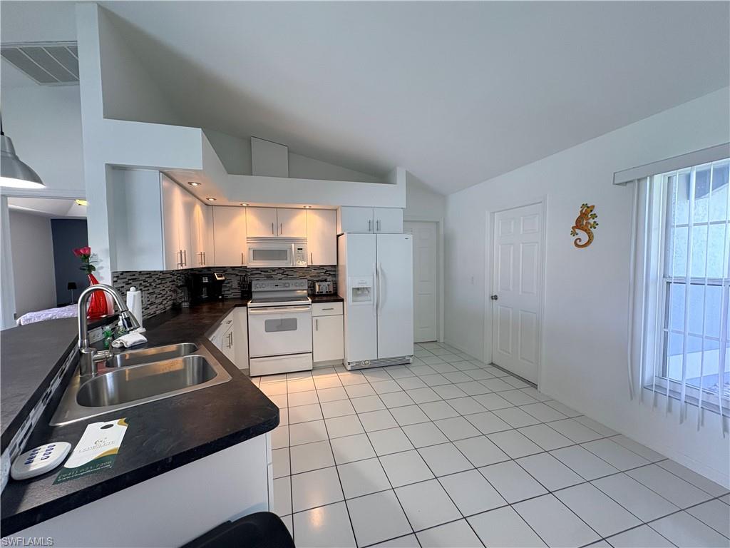 CAPE CORAL - Residential Lease