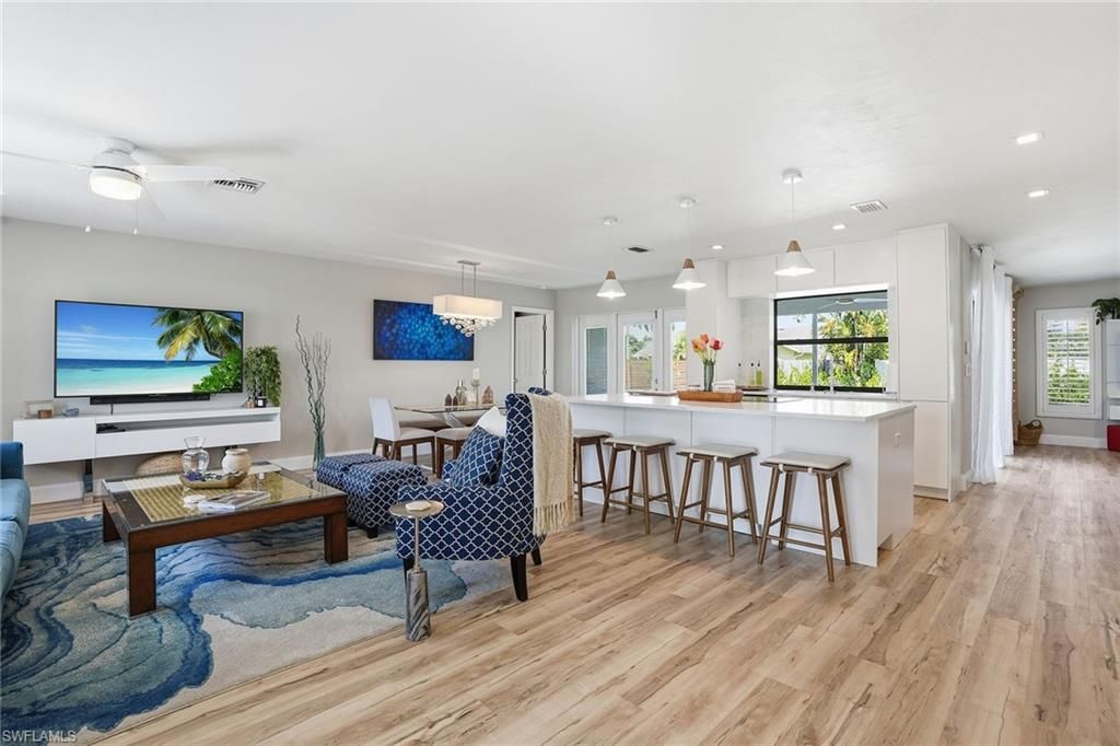 Photo of 157 Willoughby DR, NAPLES, FL 34110 (MLS # 226012063)