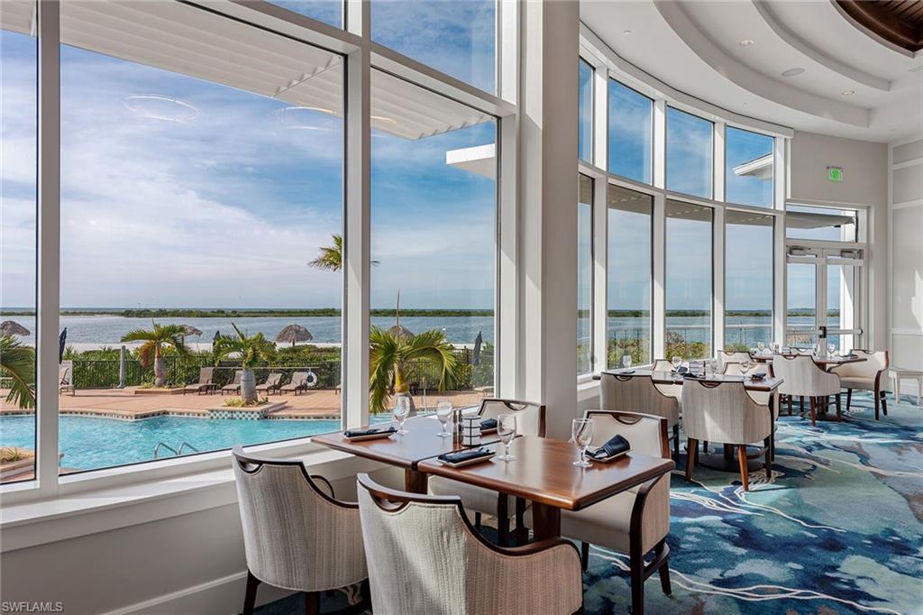 ROYAL MARCO POINT - Residential